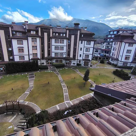 4 Next To A Lift Apartment *