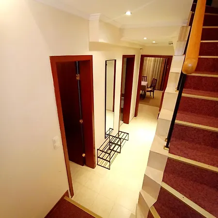 Apartament 3 Next To A Lift *