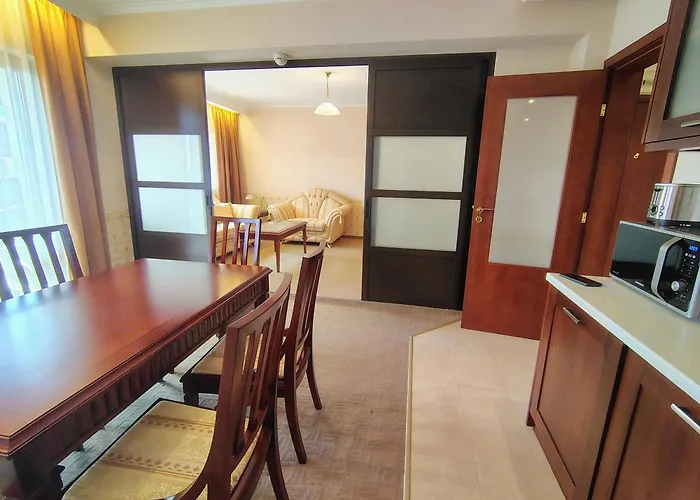 3 Next To The Lift Bansko