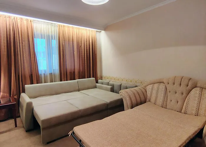 3 Next To The Lift *