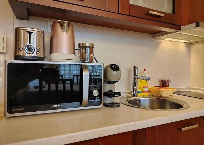 Apartment 3 Next To The Lift *